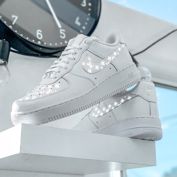 Custom Air Force 1 - "Monogram" - Picture 1 of 2